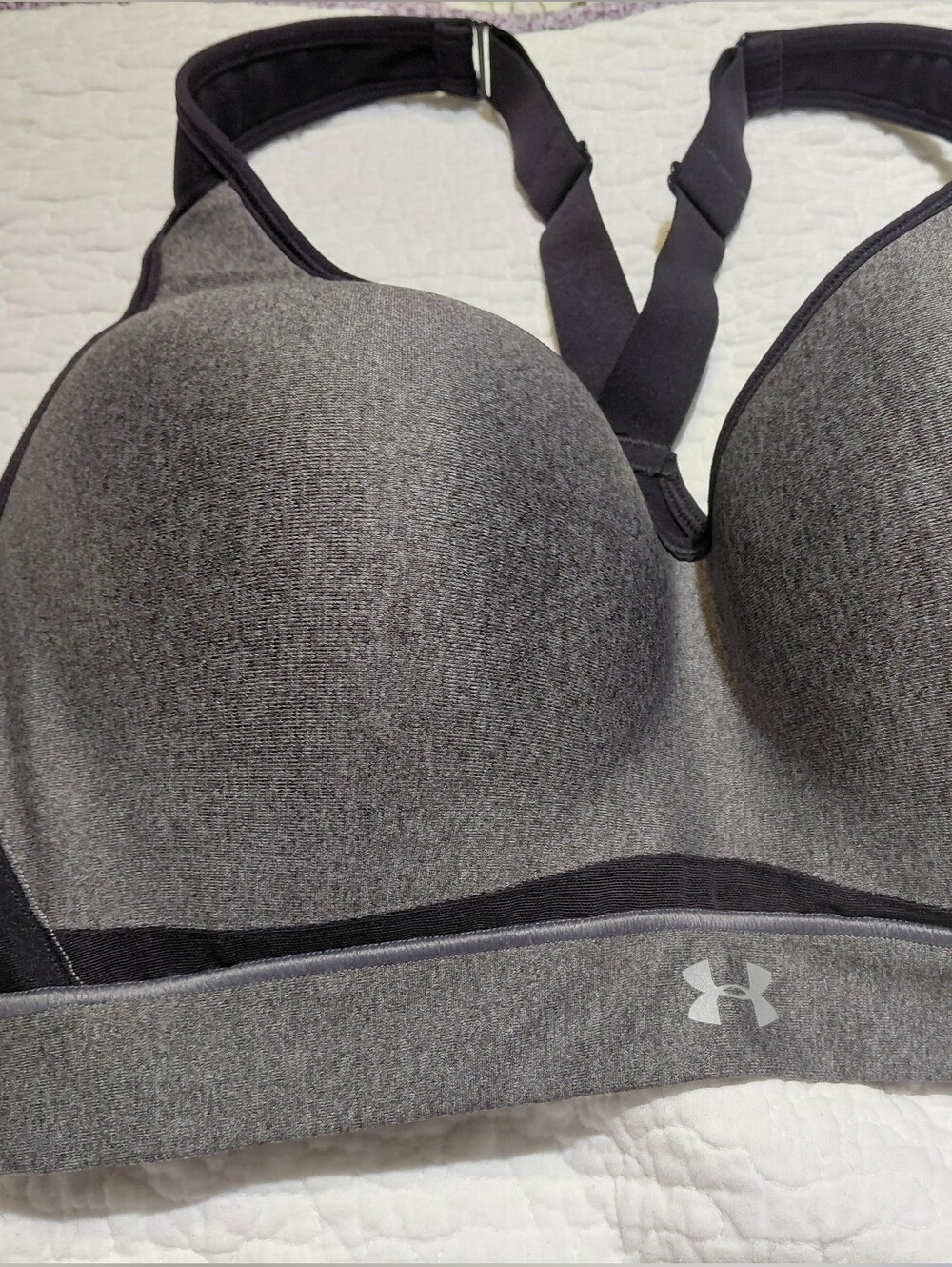 EUC $60 Under Armour Women's Infinity High Support Fitted Sports Bra Grey 36D